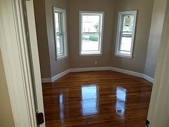 2nd image of 466 Cabot St