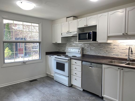 2nd image of 2745 Baseline Rd