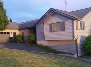 4904 Dundee Dr, Anacortes, WA 98221