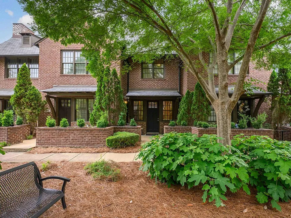 1103 Barristers Ct