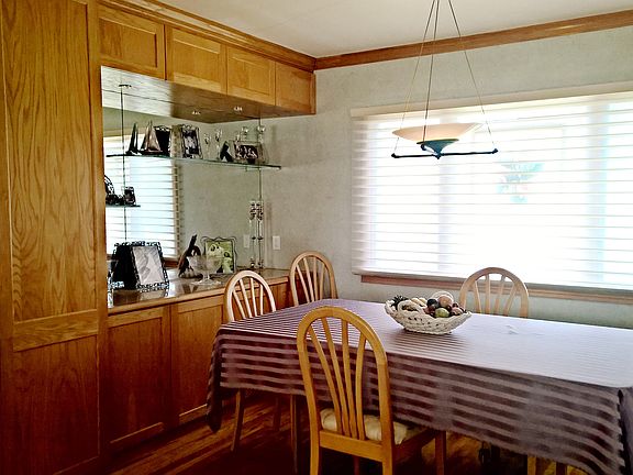 DR with Picture window /Bar