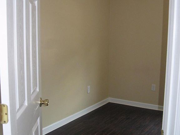 4th image of 1103 Crescent Ave #A
