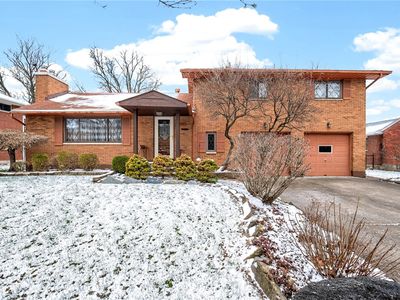 817 Lovetta Dr, Dayton, OH, 45429