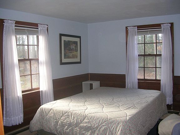 2 beds plus den / office