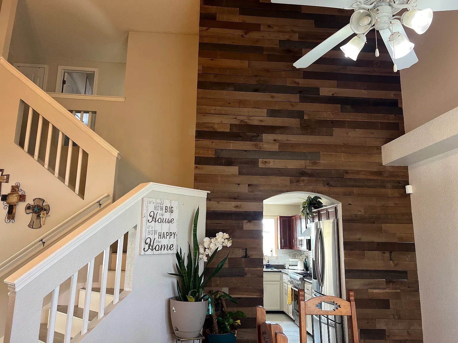 3 bed, 2.5 bath, 1669 sqft, $1,700 — Photo 2