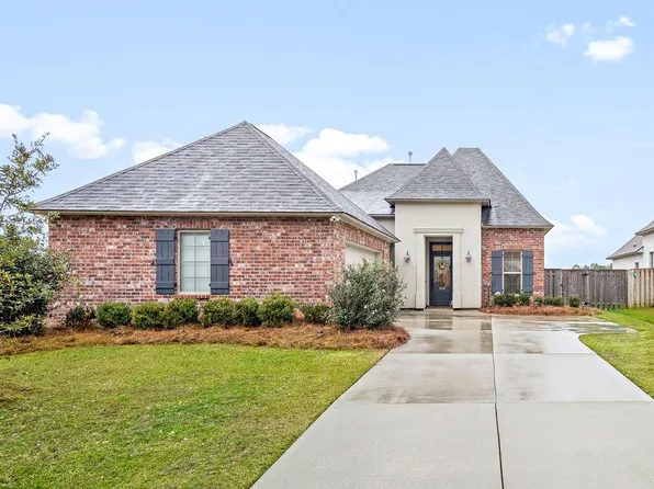 3120 Lost Lake Ln, Madisonville, LA 70447