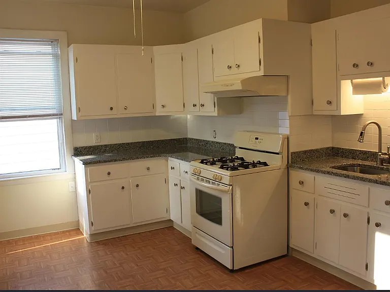 8 Wesley St #2 — Photo 3