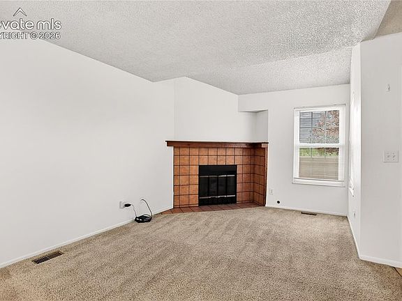 4th image of 6614 Bobtail Dr