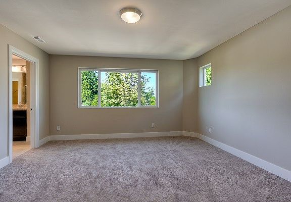5th image of 726 207th St SW #19