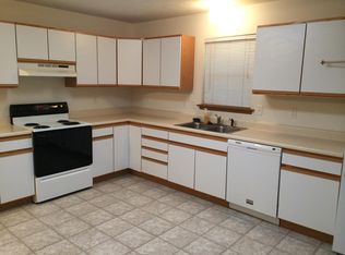 101 Crossing Dr, Normal, IL 61761