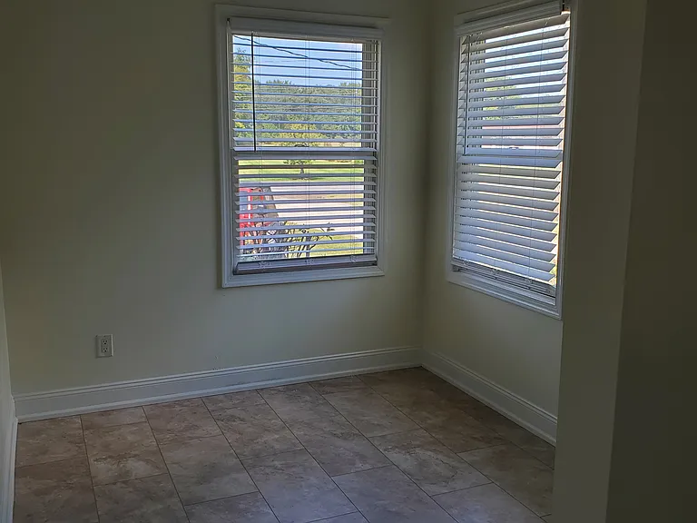 56 Lighthouse Rd — Photo 6
