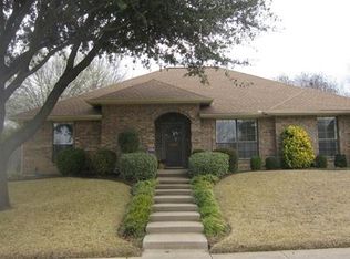 660 Rickey Cyn, Desoto, TX 75115