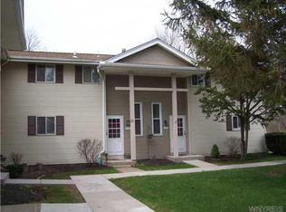 4715 Tuscarora Rd, Niagara Falls, NY 14304