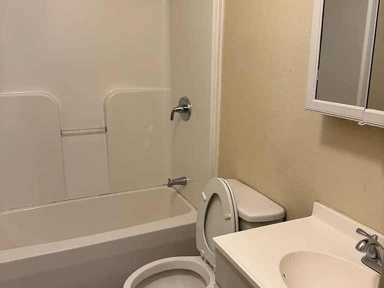 151 SE Shady Oaks Loop — Photo 6