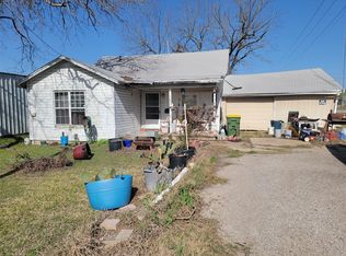 1025 Walker St, Marlin, TX 76661