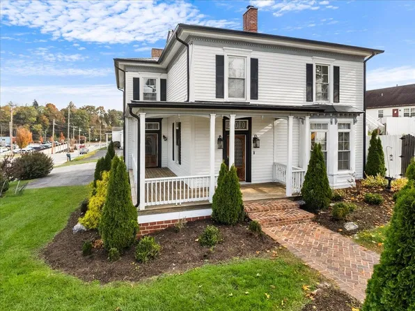 100 & 102 S Franklin St, Christiansburg, VA 24073