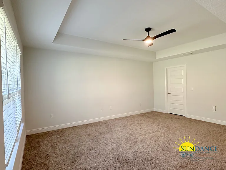 2337 Salamanca St — Photo 6