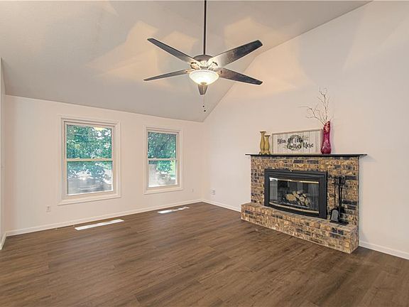 5th image of 7225 Marsh Ave
