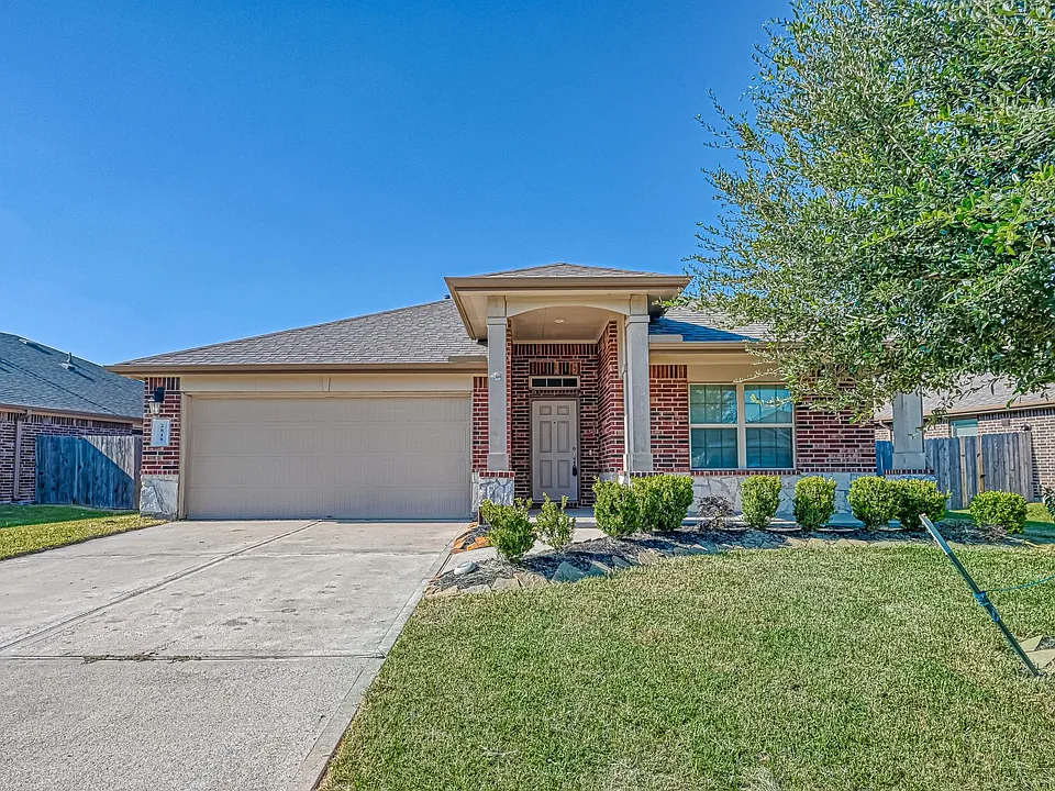 2818 Canadian Goose Ln
