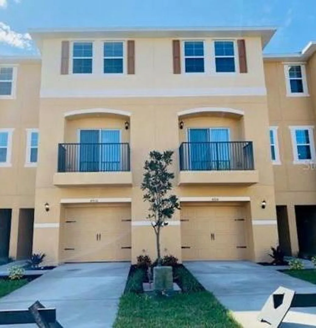 Gorgeous 3BR/2.5BA Townhome in Sea Forest Beach Club — Photo 2