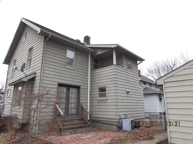 123 Lafayette Ave photo 1