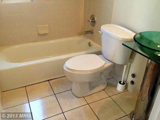 Bathroom with separate access for guests (Jack and Jill)