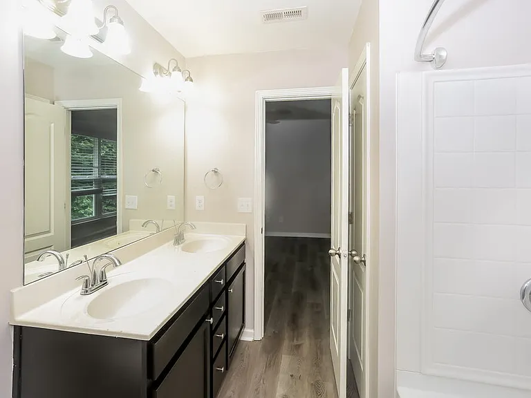 6315 Sydney Mae Ln — Photo 10