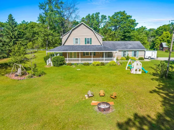 W9044 Palmer Rd, Wausaukee, WI 54177