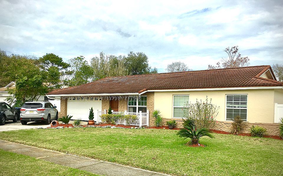 1st image of 7619 High Meadow Cir