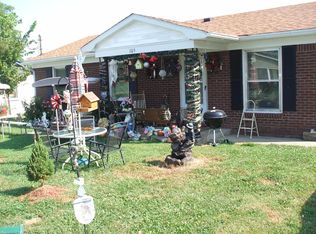 105 Coleman Dr, Lawrenceburg, KY 40342