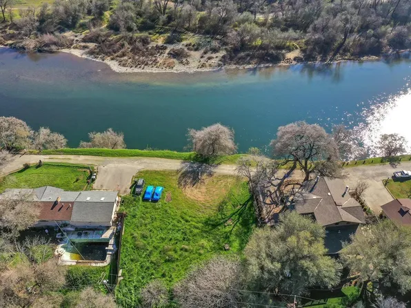 River Front Ln, Fair Oaks, CA 95628