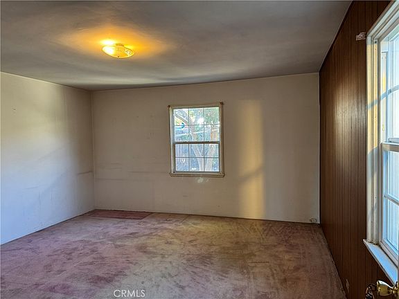 4th image of 9255 Rio Dell St