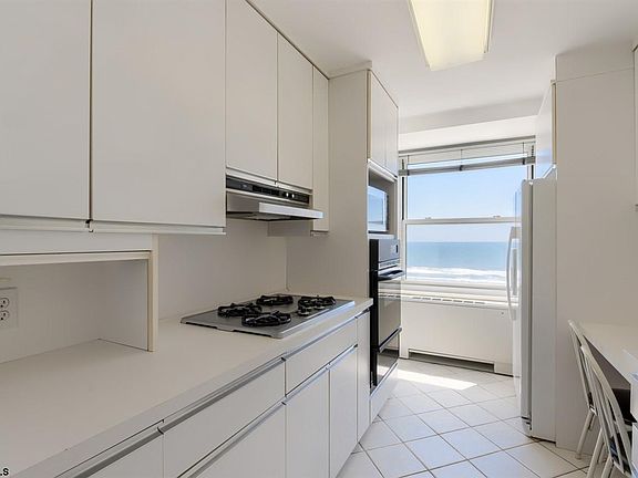 5th image of 101 S Plaza Pl APT 903