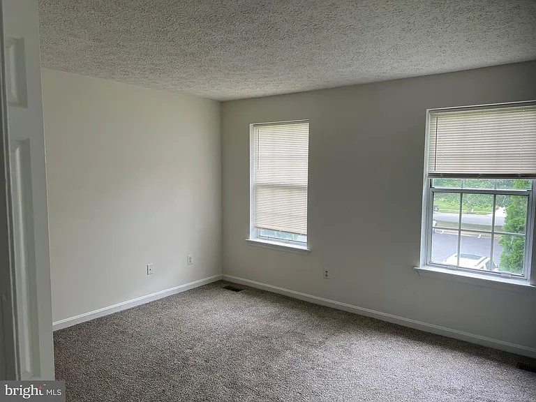 1520 Murray Pl — Photo 14