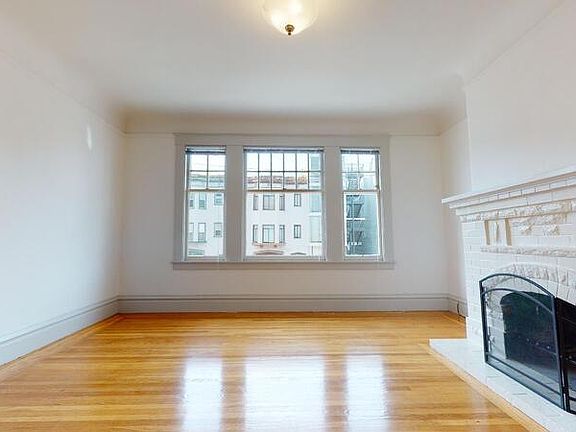 3rd image of 462-464 8th Ave #462