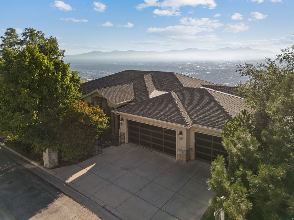 941 N Sandhurst Dr, Salt Lake City, UT 84103
