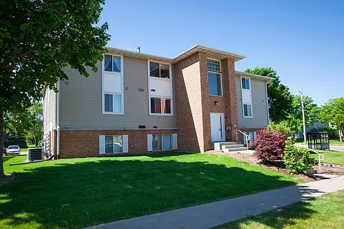 Cross Park Apartments Photo 1