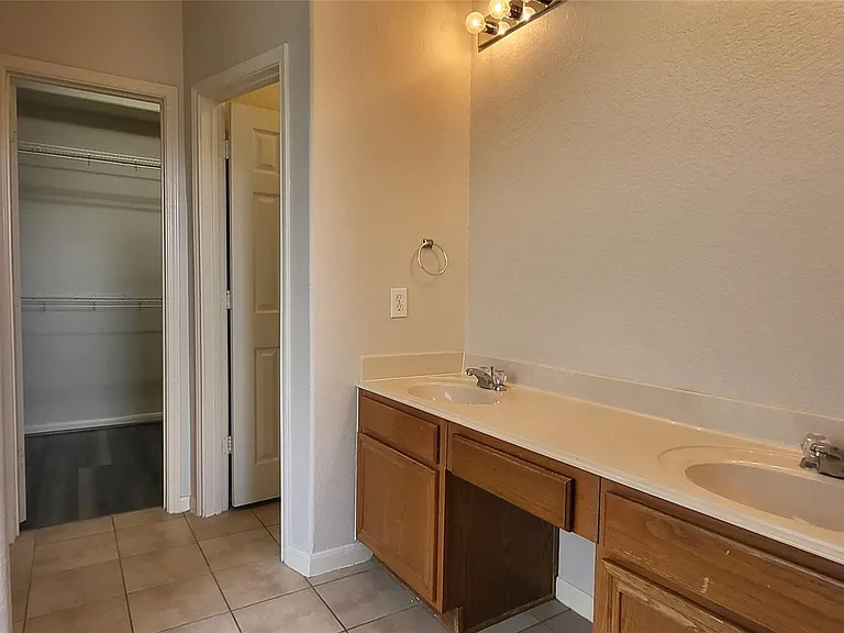 24818 Mason Trail Dr — Photo 12