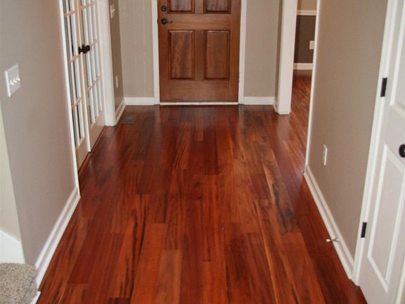 3rd image of 142 Buckingham Blvd