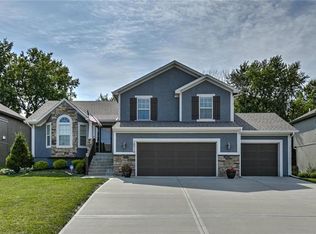 10710 N Tracy Ave, Kansas City, MO 64155