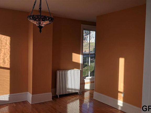 5th image of 424 N 6th St