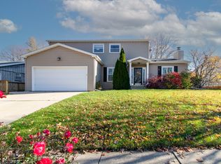 102 Doud Ct, Normal, IL 61761