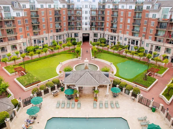 300 W 5th St, Charlotte, NC