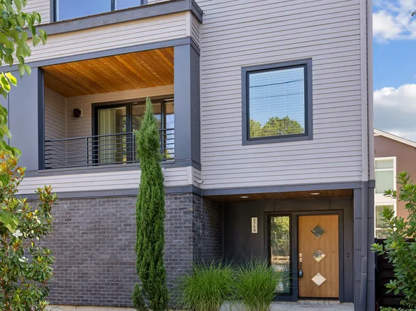 5758 SE 17th Ave, Portland, OR 97202