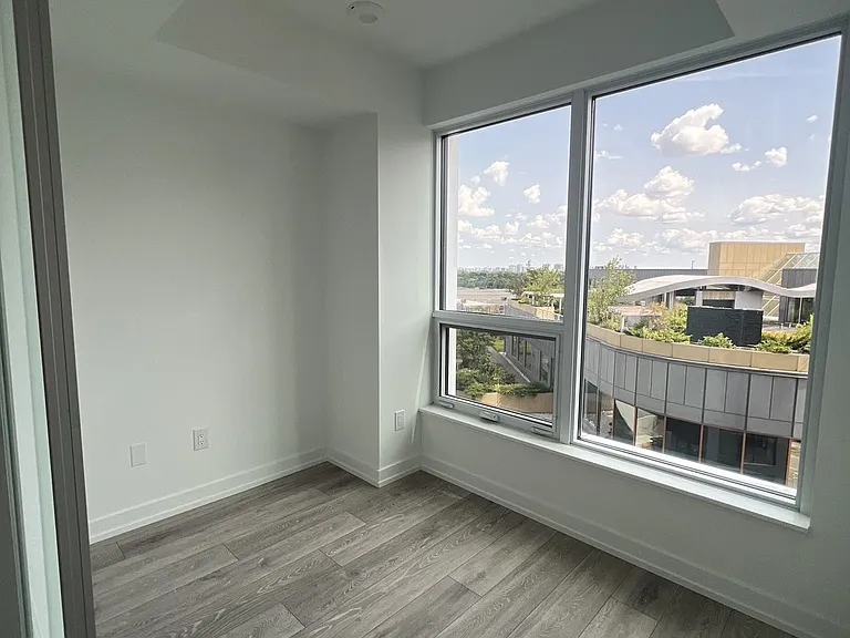 1100 Sheppard Ave W #807 — Photo 17