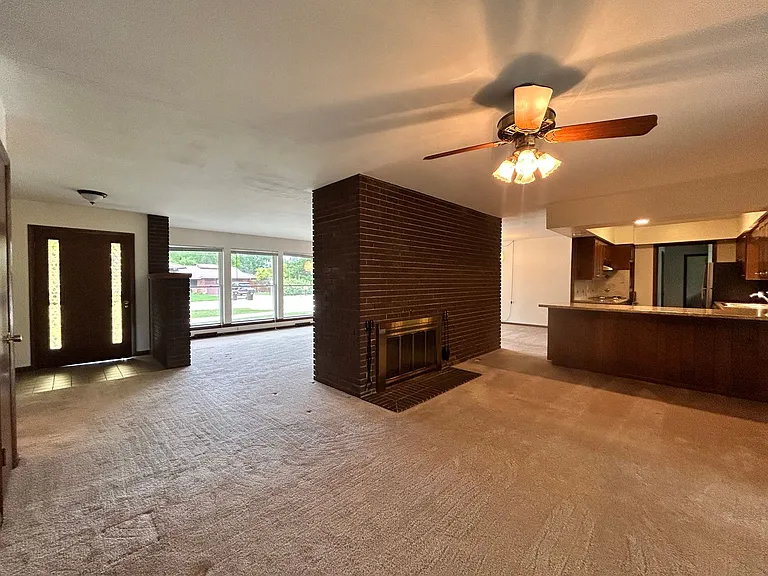 6820 Harvest Rd — Photo 22