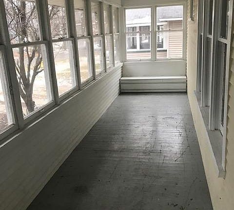 Front sun porch