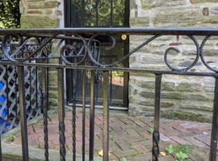 3425 W School House Ln, Philadelphia, PA 19129