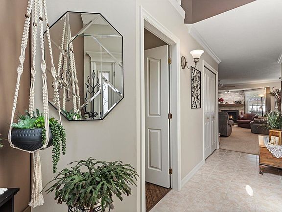 3rd image of 1450 McCallum Rd #118