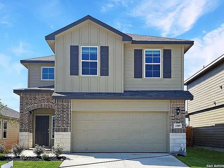 3 bed, 2223 sqft, $2,100 — Photo 1
